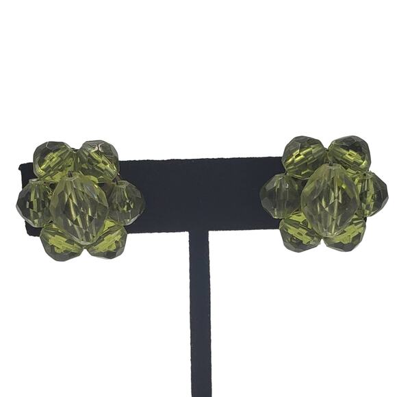 Vintage Jewelry - Vintage Earrings Clip On